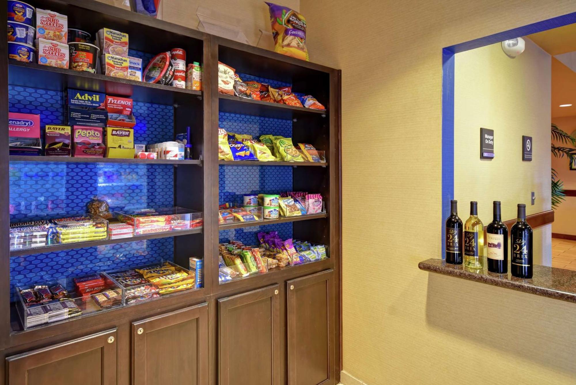 福尔瑟姆希尔顿恒庭旅馆&套房酒店 外观 照片